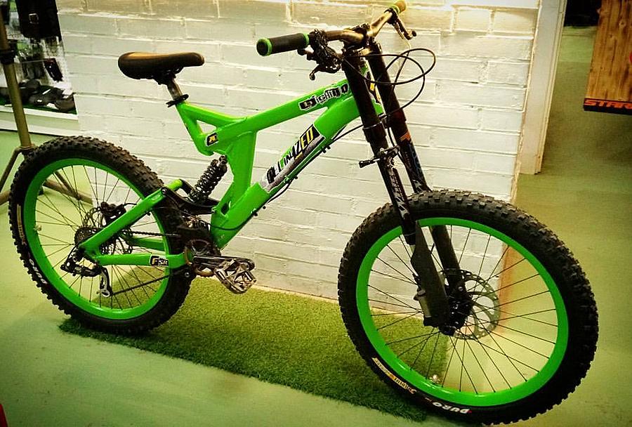 Нажмите на изображение для увеличения
Название: specialized big hit 2006 10.jpg
Просмотров: 445
Размер:	156.2 Кб
ID:	321244