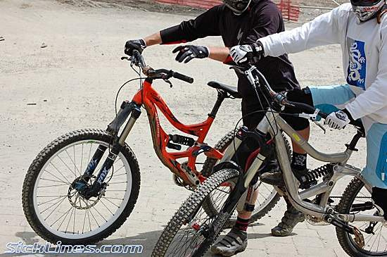 Нажмите на изображение для увеличения
Название: specialized_sx_2009_2_big_hit_prototype.jpg
Просмотров: 506
Размер:	88.1 Кб
ID:	62876